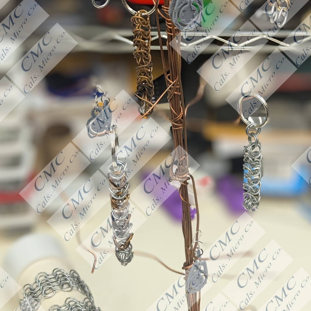 Chainmail earrings - Picture 3 of 3